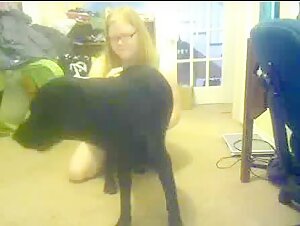 Hot Blonde Wears Glasses and Fucks Lucky Dog - Watch and Download Free Porn Now!